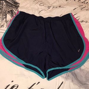 Nike shorts XL